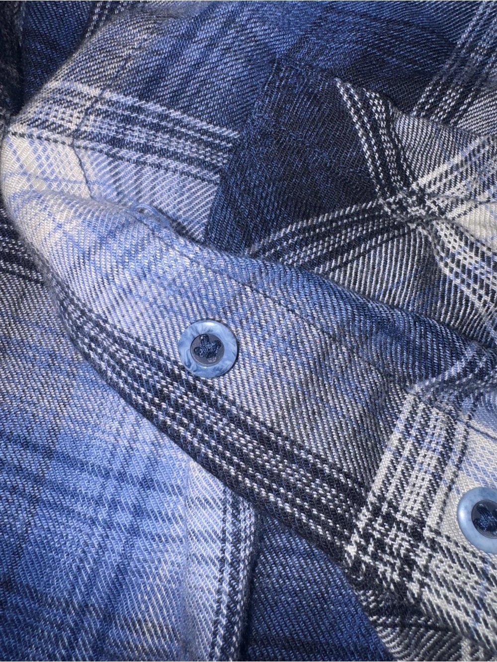Cloth & Stone Split-Back Flannel - Picture 7 of 8